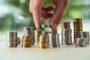 How to Refinance Student Loans